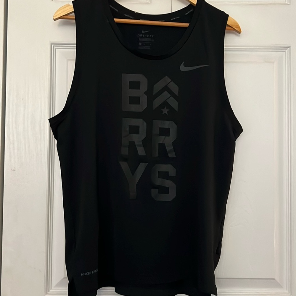 Barry’s/Nike sleeveless black tank top